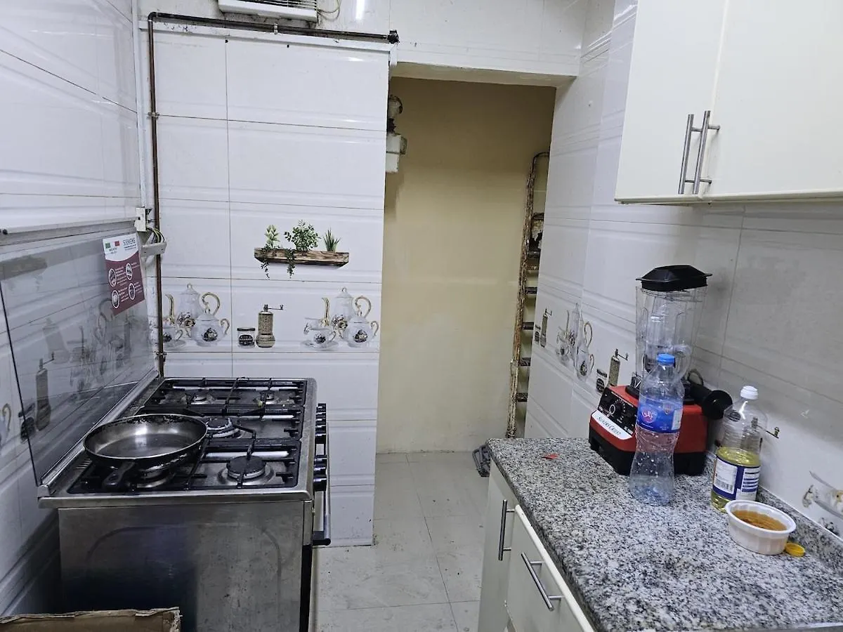 Sea View Apt Near Dubai Bus Station Men Sharing Schardscha Apartment