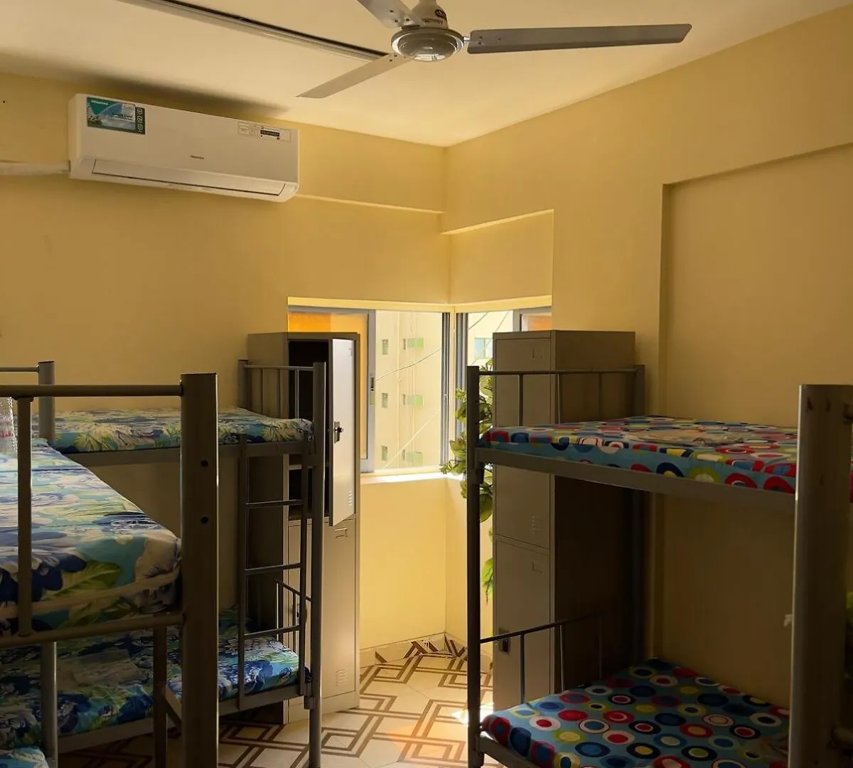 Sea View Apt Near Dubai Bus Station Men Sharing Schardscha 0*,